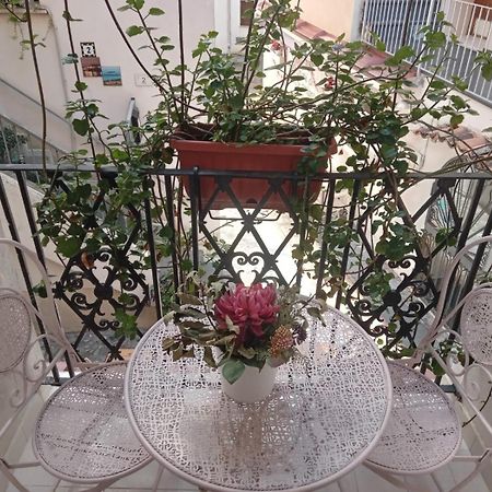 La Vie En Rose - Casa Vacanze Diamante Extérieur photo