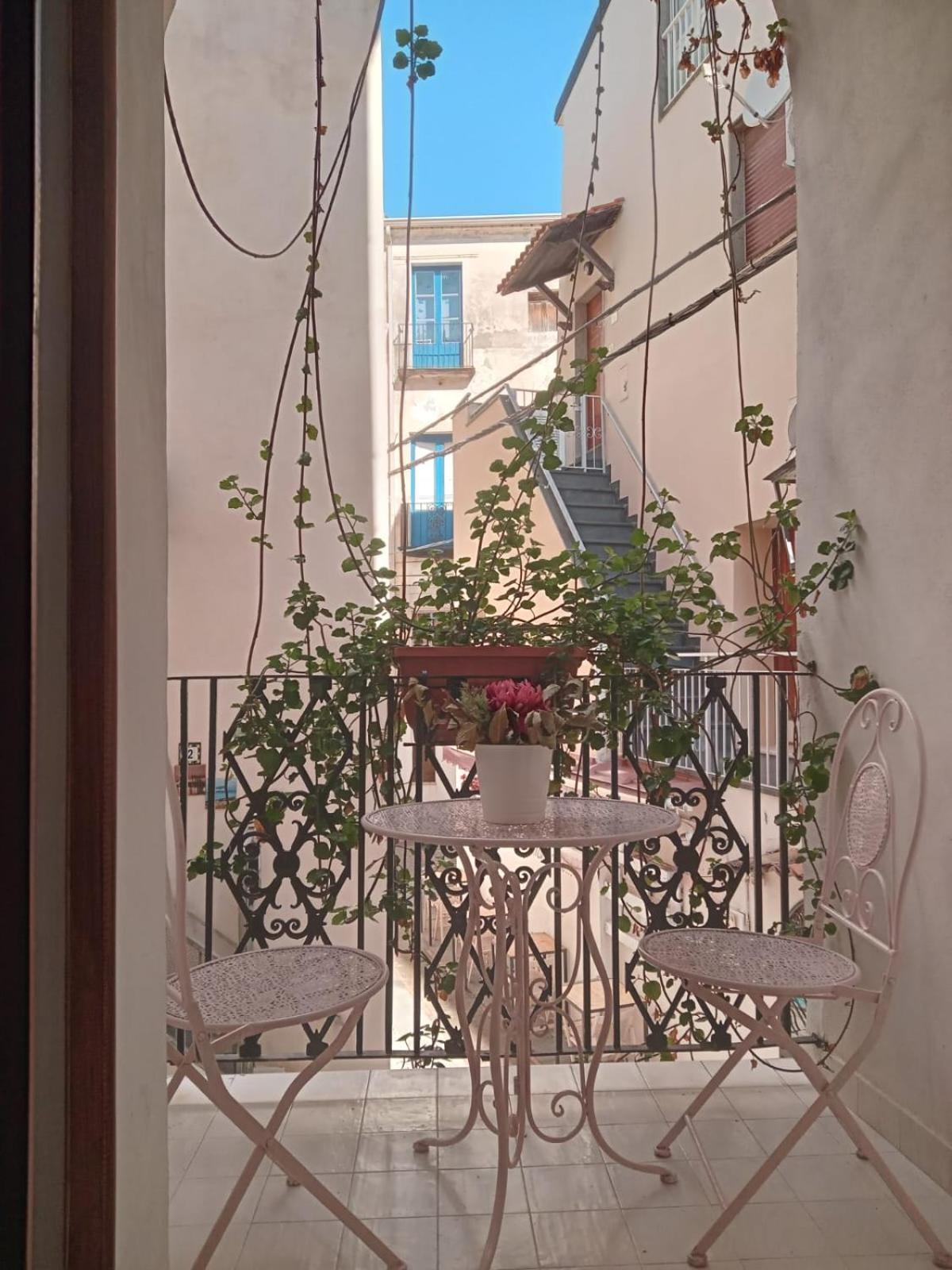 La Vie En Rose - Casa Vacanze Diamante Extérieur photo